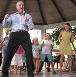Pierre Dulaine leads Dancing Classroom students. Pierre Dulaine leads Dancing Classroom students.